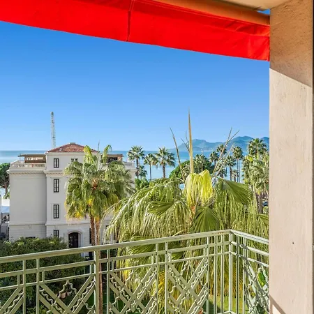 Ref 1553 - Center - Sea View For Rent