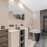 Ref 1553 - Center - Sea View For Rent Lägenhet *