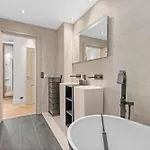 Lägenhet Ref 1553 - Center - Sea View For Rent Cannes